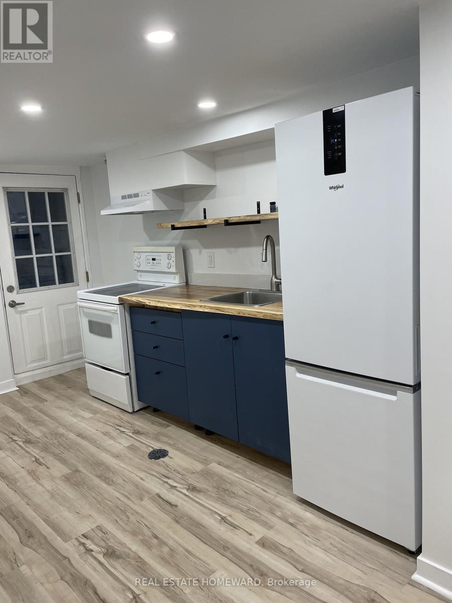 1191 Woodbine Avenue, Toronto, Ontario  M4C 4E1 - Photo 5 - E12409671