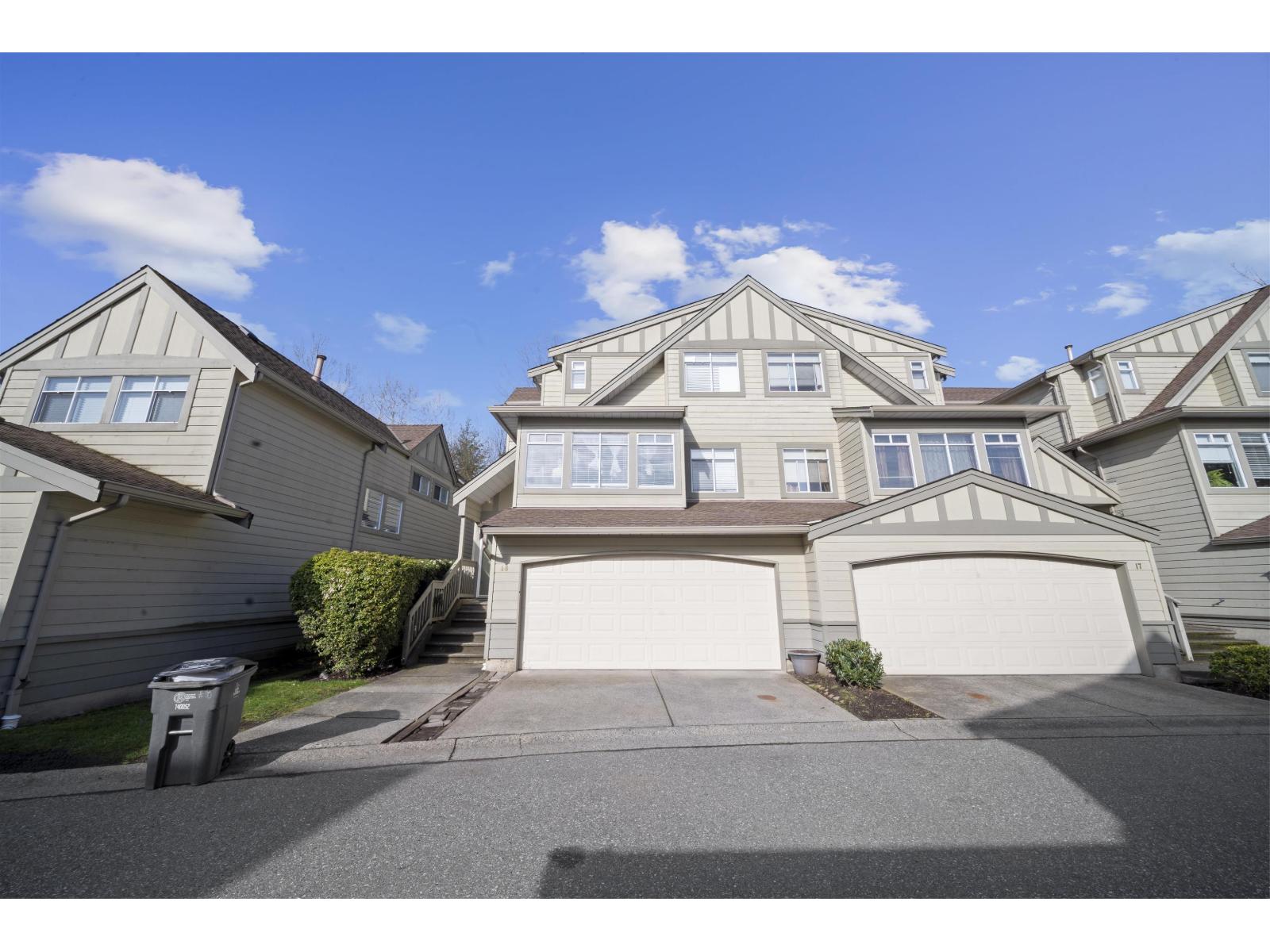 18 10238 155a Street, Surrey, British Columbia  V3R 0V8 - Photo 1 - R3065336