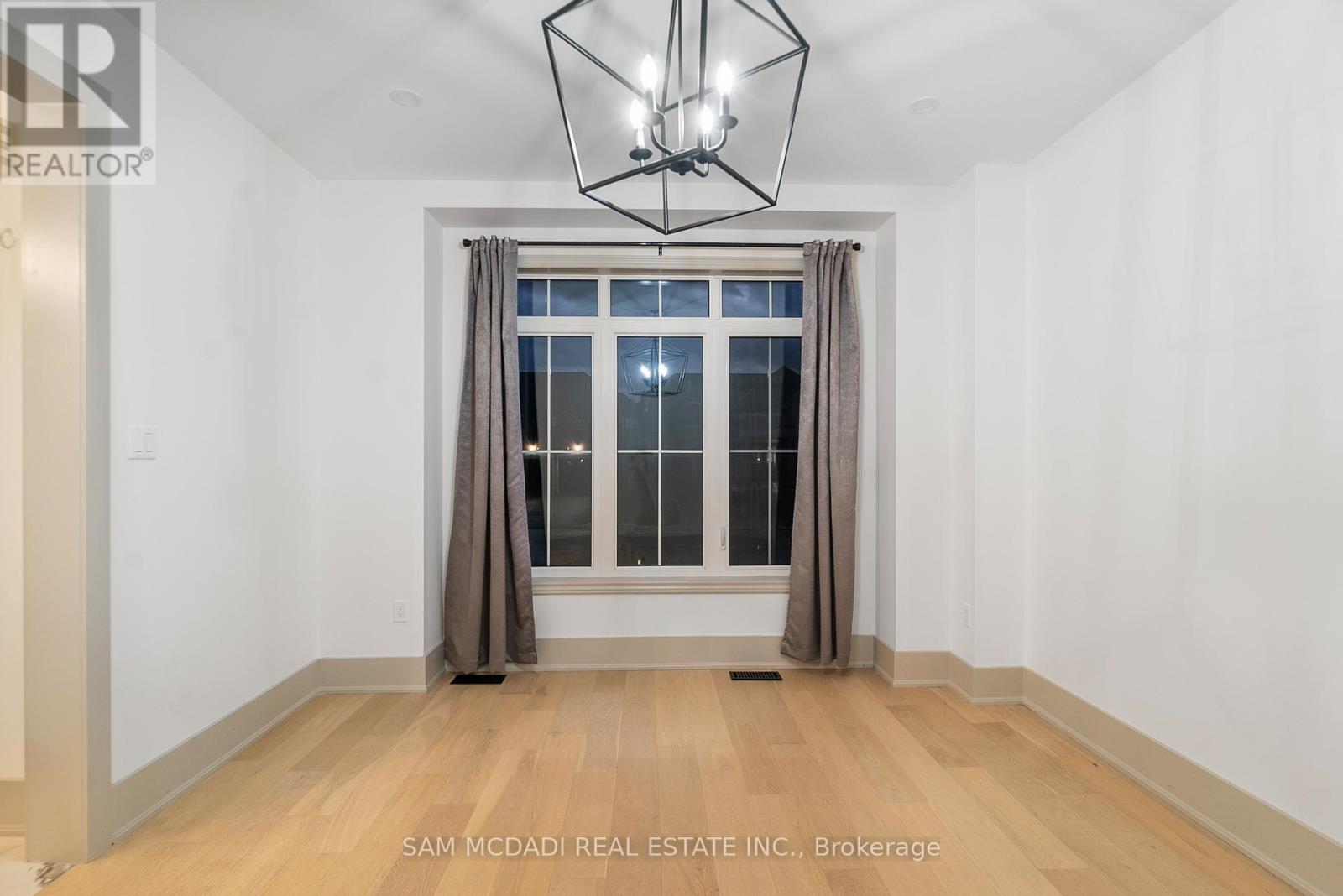 1651 Angus Street, Innisfil, Ontario  L9S 0J9 - Photo 5 - N12520736