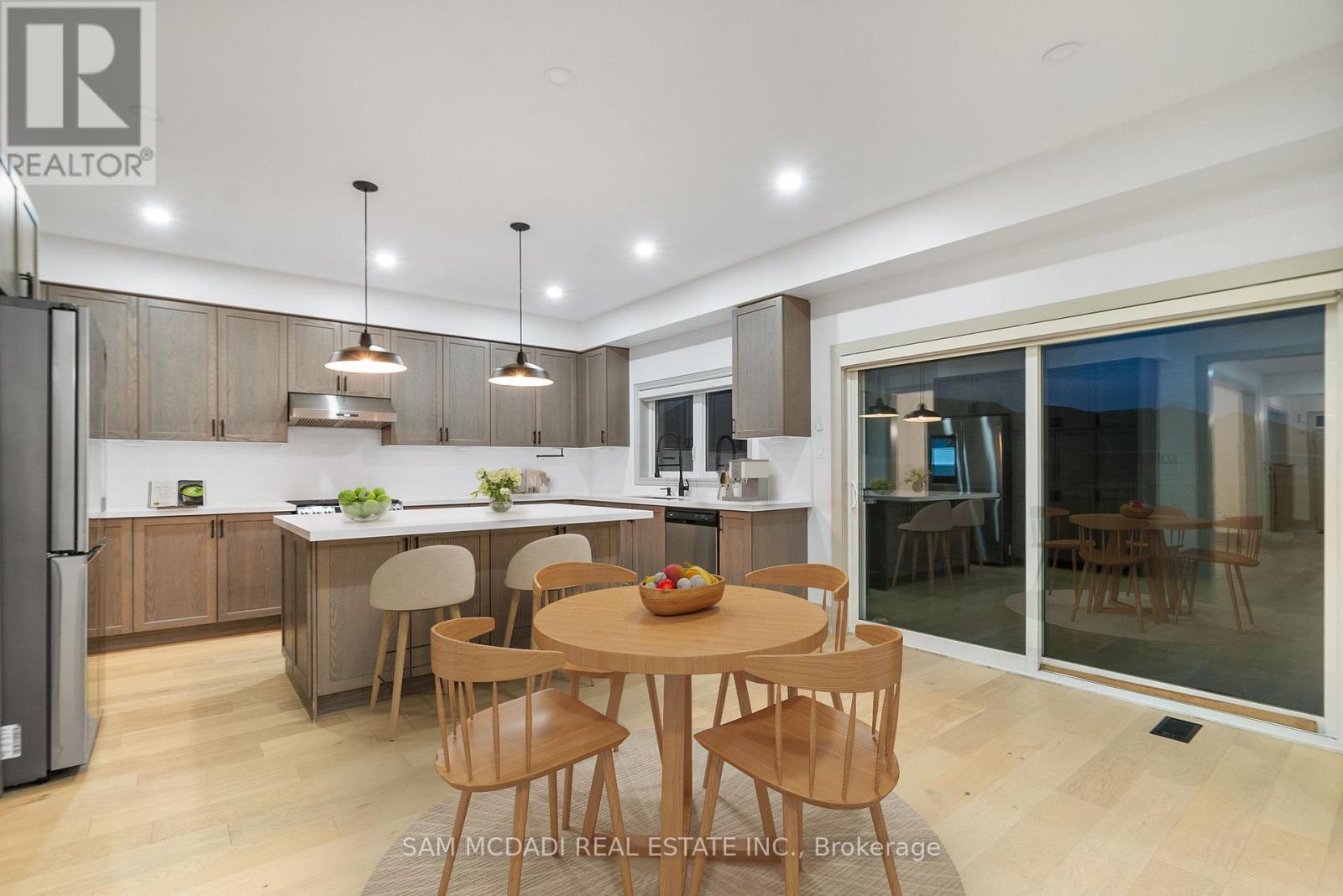 1651 Angus Street, Innisfil, Ontario  L9S 0J9 - Photo 9 - N12520736