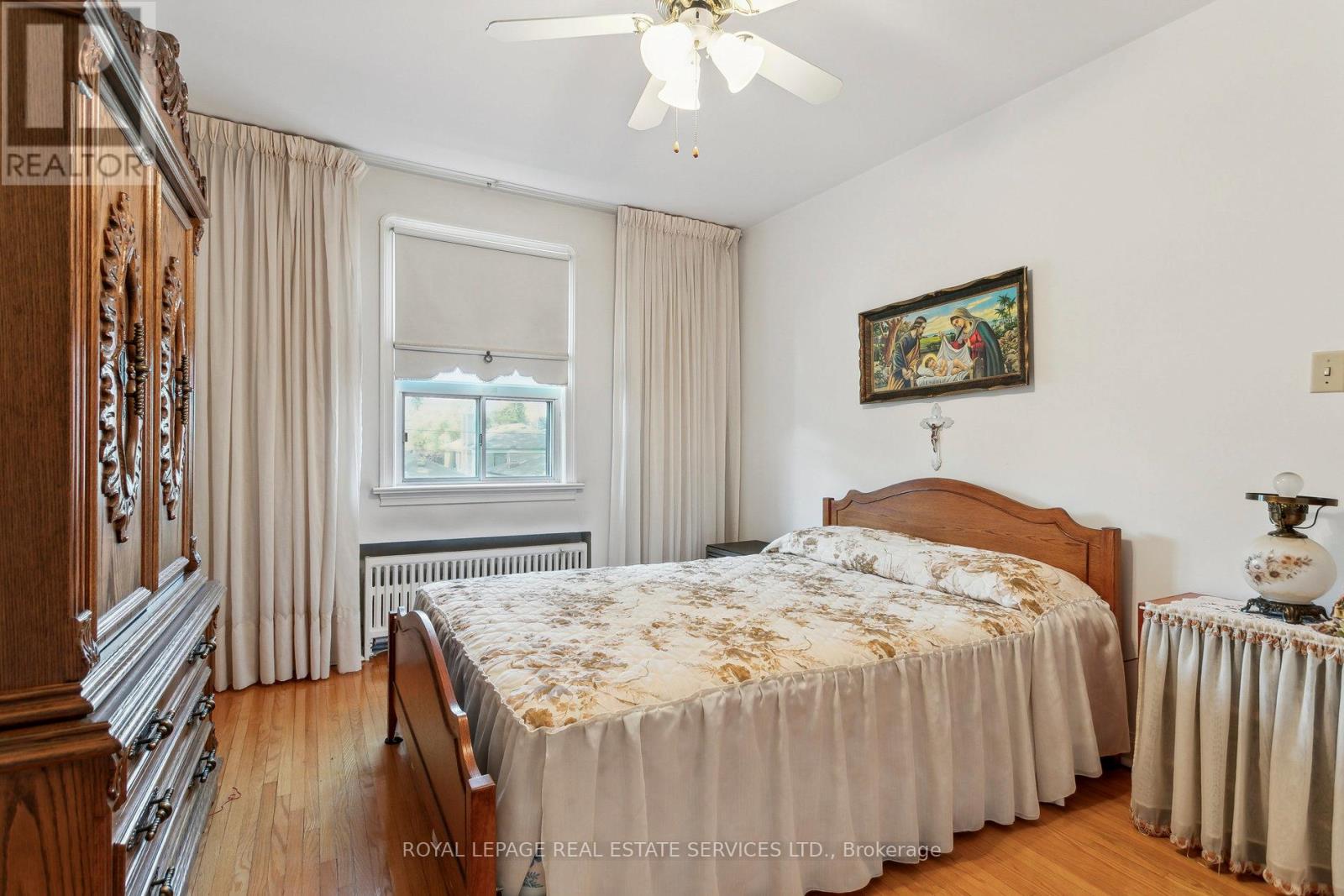 28 Cornelius Parkway, Toronto, Ontario  M6L 2K3 - Photo 25 - W12520784