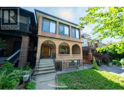 35 PINEWOOD AVENUE, Toronto, Ontario