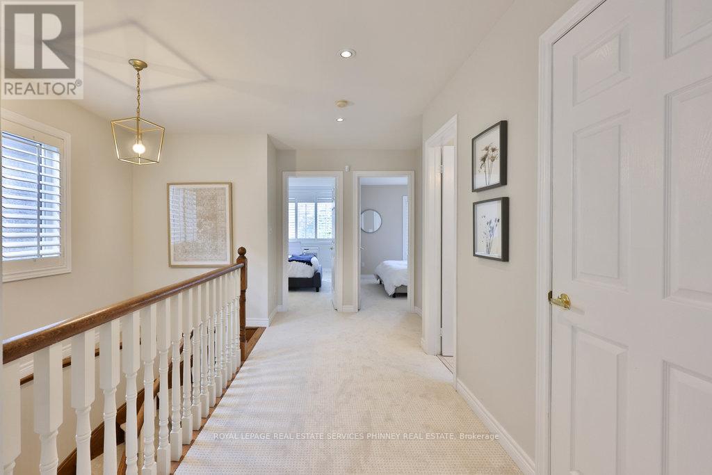 2320 Woodfield Road, Oakville, Ontario  L6H 6Y6 - Photo 24 - W12528406