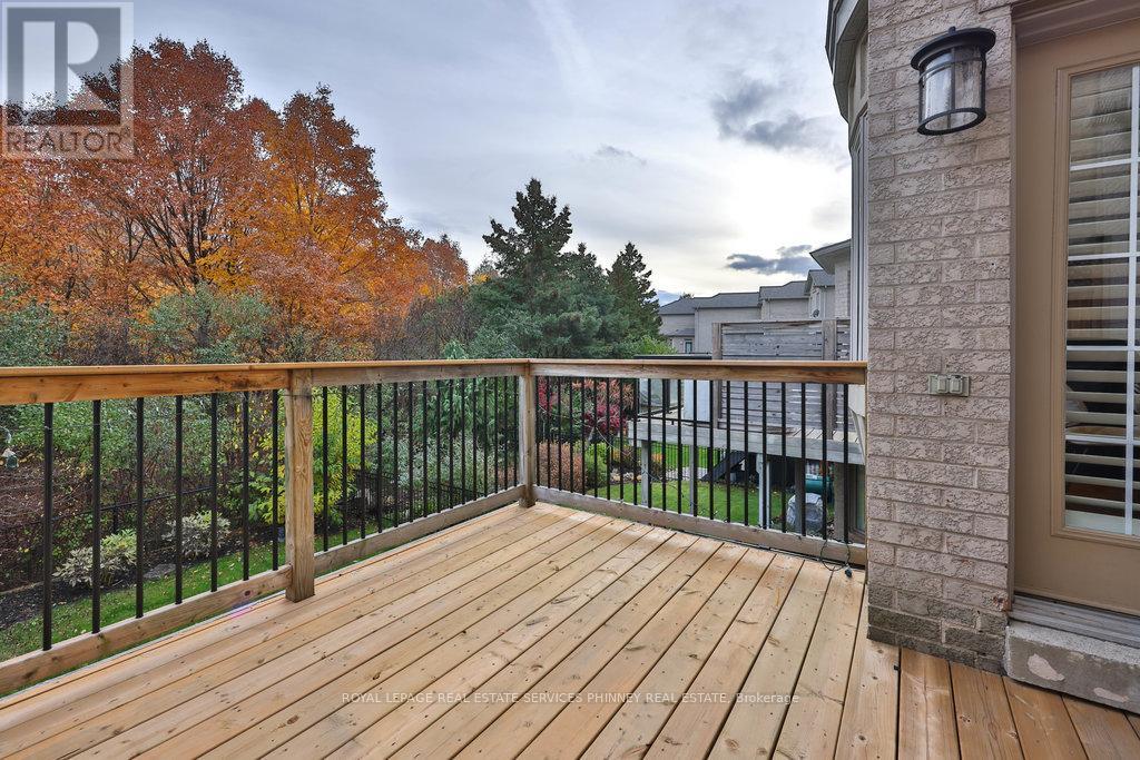 2320 Woodfield Road, Oakville, Ontario  L6H 6Y6 - Photo 36 - W12528406