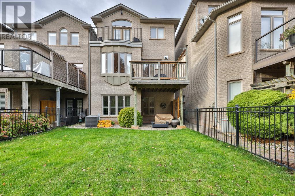 2320 Woodfield Road, Oakville, Ontario  L6H 6Y6 - Photo 40 - W12528406