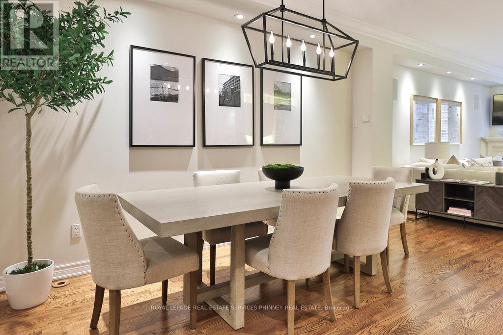 2320 Woodfield Road, Oakville, Ontario  L6H 6Y6 - Photo 6 - W12528406