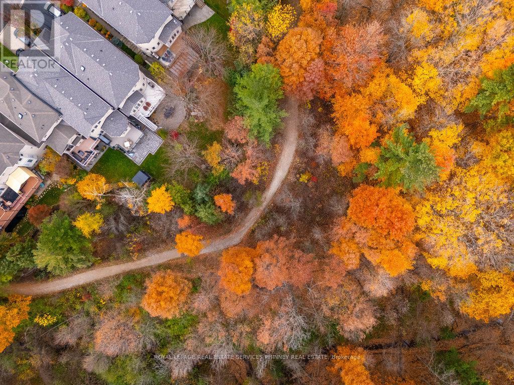 2320 Woodfield Road, Oakville, Ontario  L6H 6Y6 - Photo 44 - W12528406