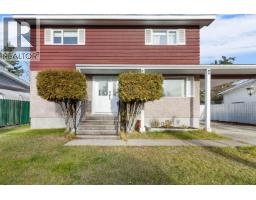 2832 PINEWOOD AVENUE