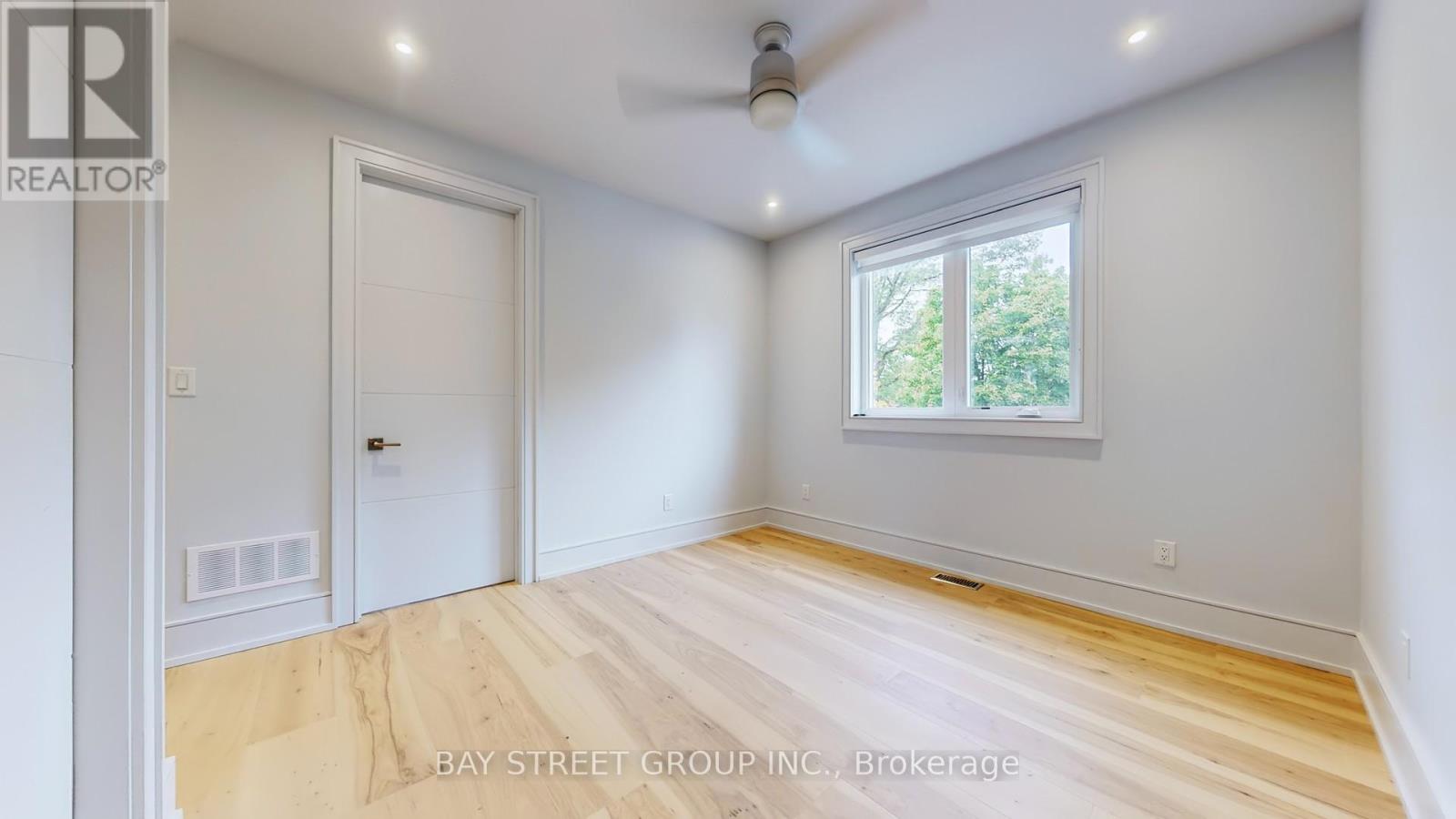 2267 Fifth Line W, Mississauga, Ontario  L5K 1V7 - Photo 27 - W12454521