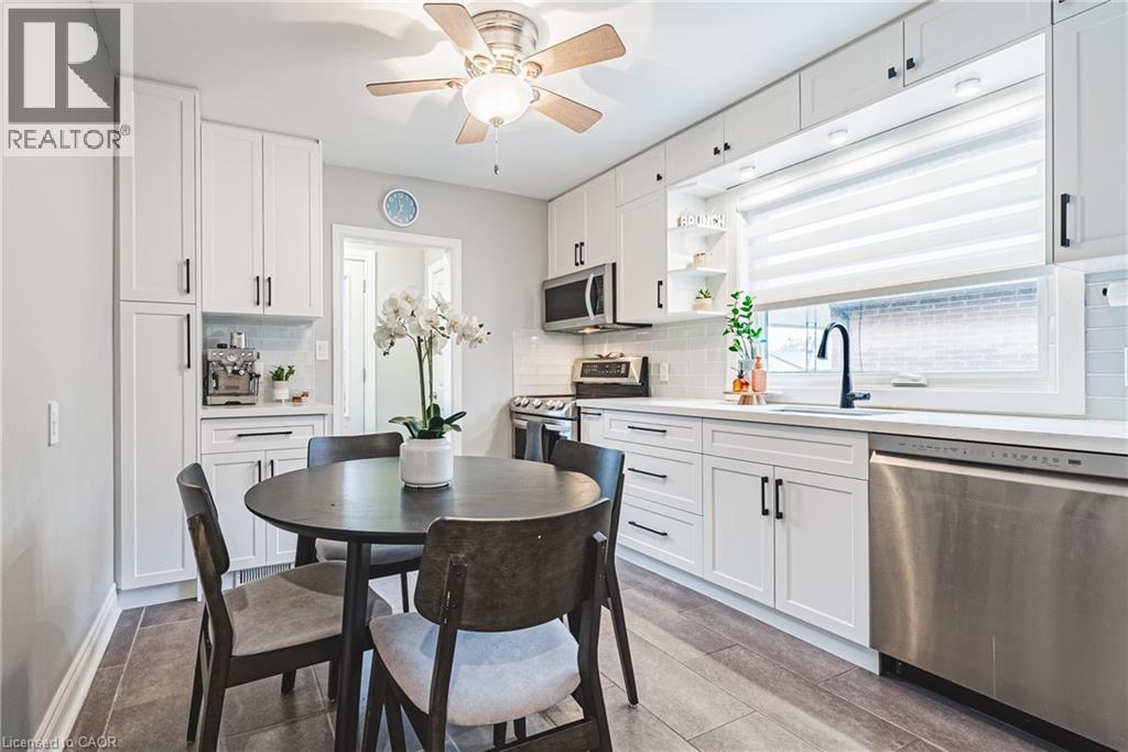 307 East 33rd Street, Hamilton, Ontario  L8V 3T9 - Photo 12 - 40787031