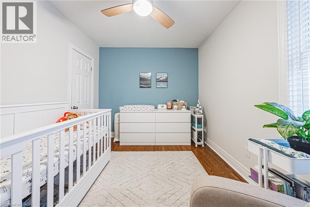 307 East 33rd Street, Hamilton, Ontario  L8V 3T9 - Photo 20 - 40787031