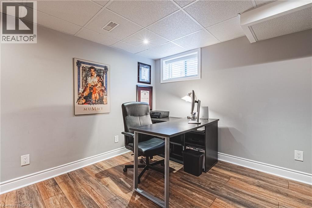 307 East 33rd Street, Hamilton, Ontario  L8V 3T9 - Photo 36 - 40787031