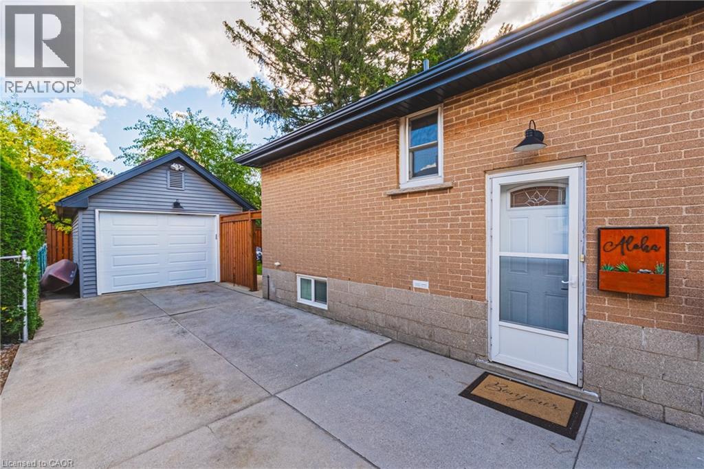 307 East 33rd Street, Hamilton, Ontario  L8V 3T9 - Photo 42 - 40787031