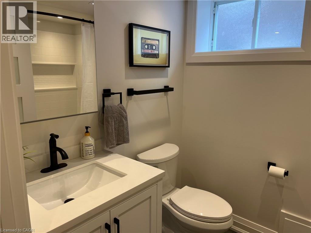 179 Paradise Road N Unit# Basement, Hamilton, Ontario  L8S 3T2 - Photo 11 - 40786914