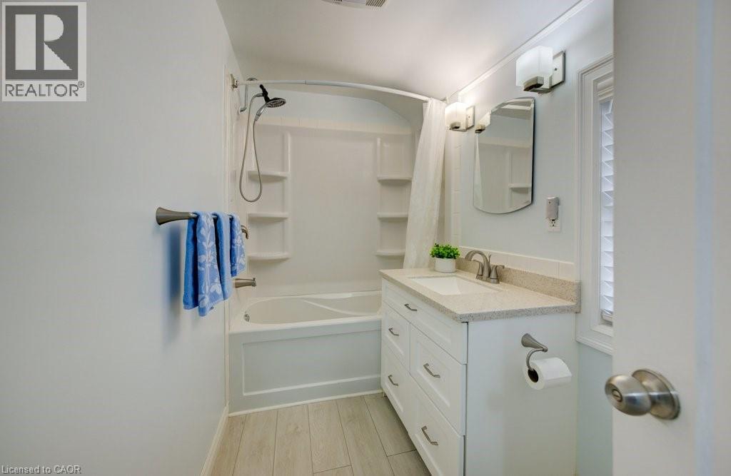 76 Brentwood Avenue, Kitchener, Ontario  N2H 2C8 - Photo 11 - 40781012