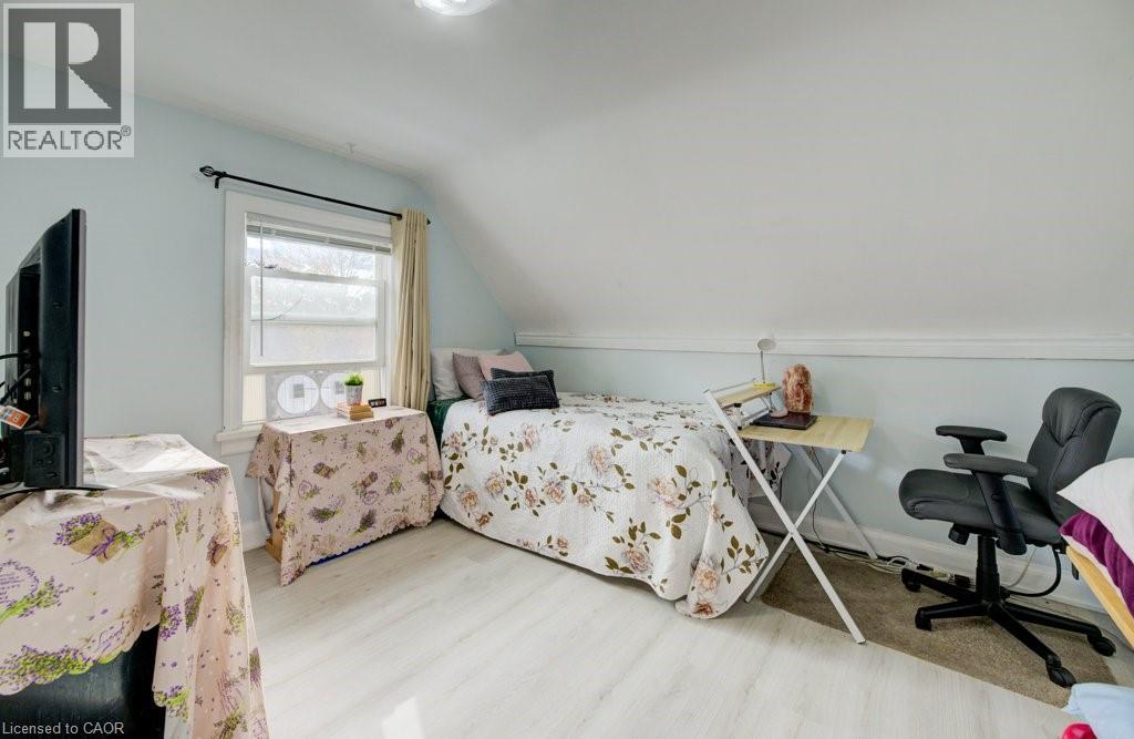 76 Brentwood Avenue, Kitchener, Ontario  N2H 2C8 - Photo 13 - 40781012