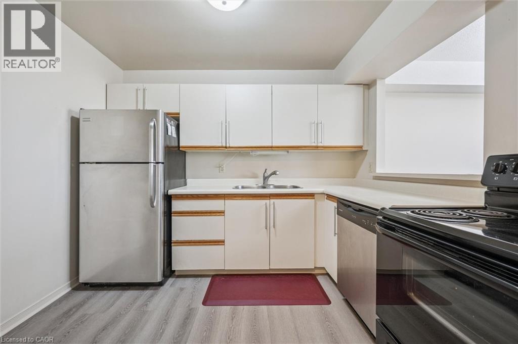 18 Holborn Court Unit# 504, Kitchener, Ontario  N2A 4A1 - Photo 12 - 40783741