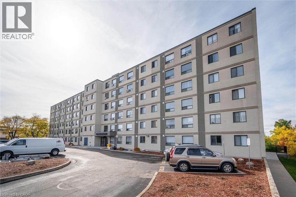 18 HOLBORN Court Unit# 504, Kitchener, Ontario