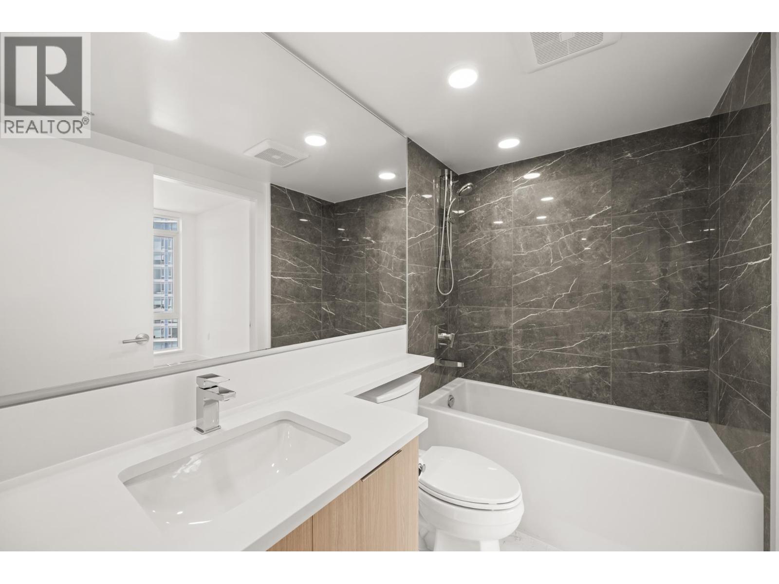 1305 7683 Park Crescent, Burnaby, British Columbia  V3N 0J4 - Photo 19 - R3056481