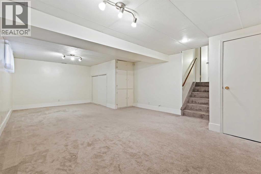139 Stratton Crescent Sw, Calgary, Alberta  T3H 1T7 - Photo 33 - A2264866