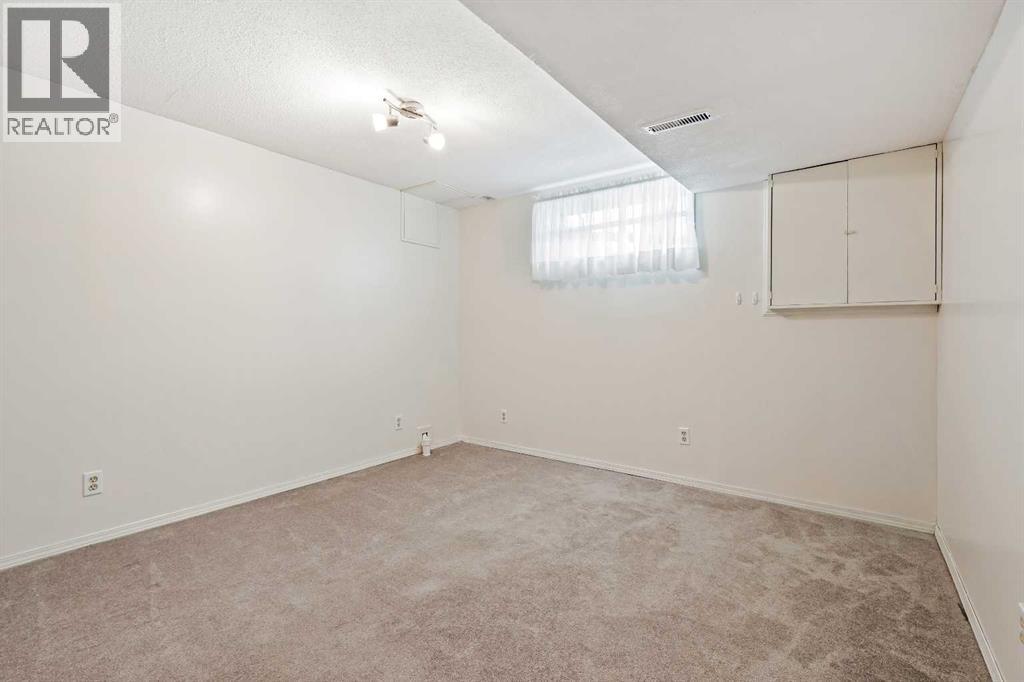 139 Stratton Crescent Sw, Calgary, Alberta  T3H 1T7 - Photo 35 - A2264866
