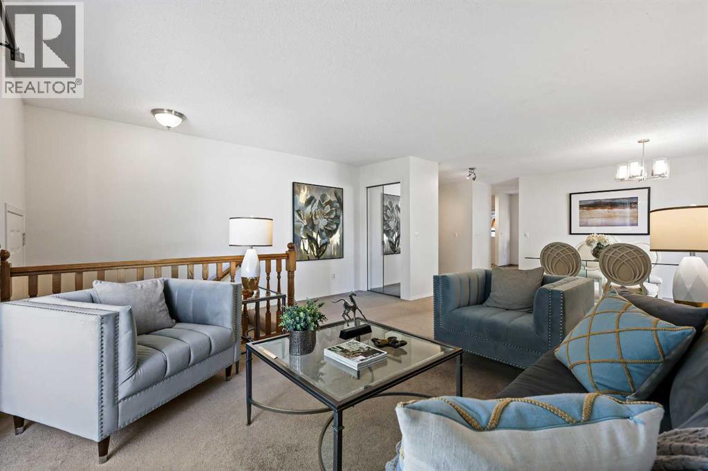 139 Stratton Crescent Sw, Calgary, Alberta  T3H 1T7 - Photo 8 - A2264866