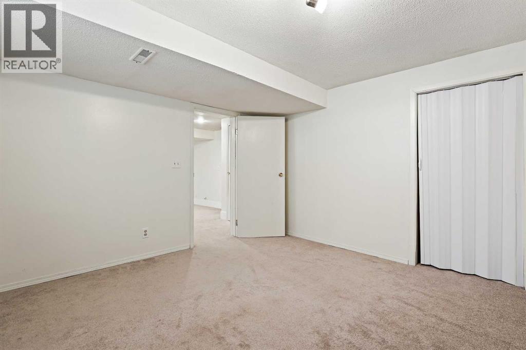 139 Stratton Crescent Sw, Calgary, Alberta  T3H 1T7 - Photo 36 - A2264866