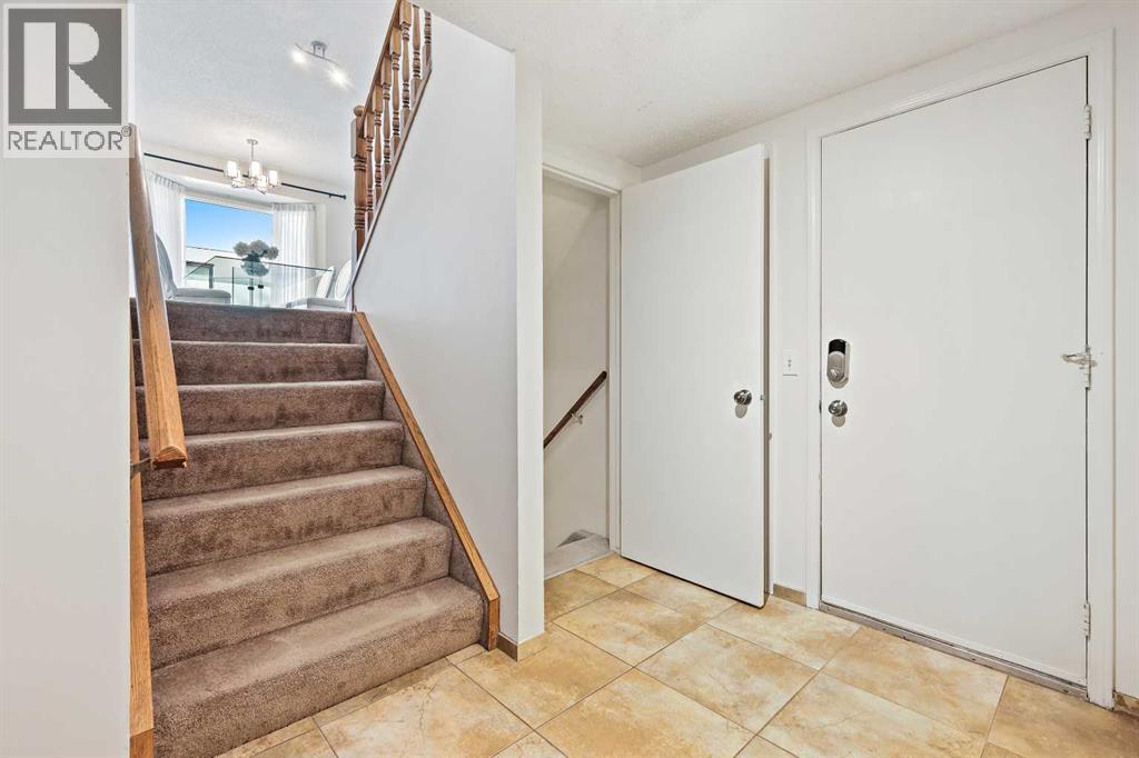 139 Stratton Crescent Sw, Calgary, Alberta  T3H 1T7 - Photo 31 - A2264866