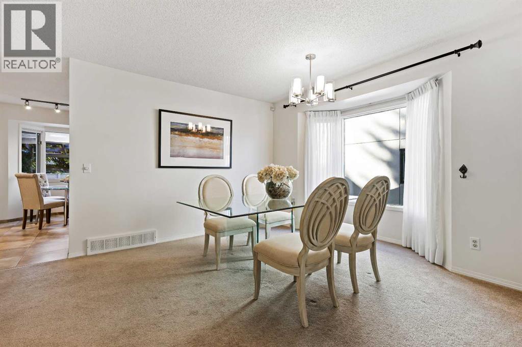 139 Stratton Crescent Sw, Calgary, Alberta  T3H 1T7 - Photo 10 - A2264866