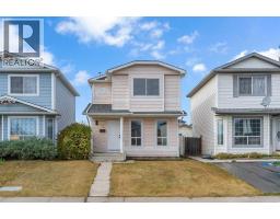 25 San Diego Way NE Monterey Park