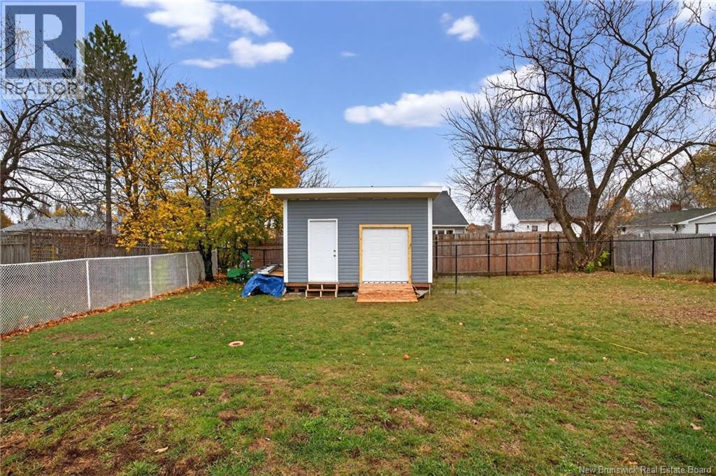 25 Lynwood, Moncton, New Brunswick  E1A 3Z6 - Photo 15 - NB129944