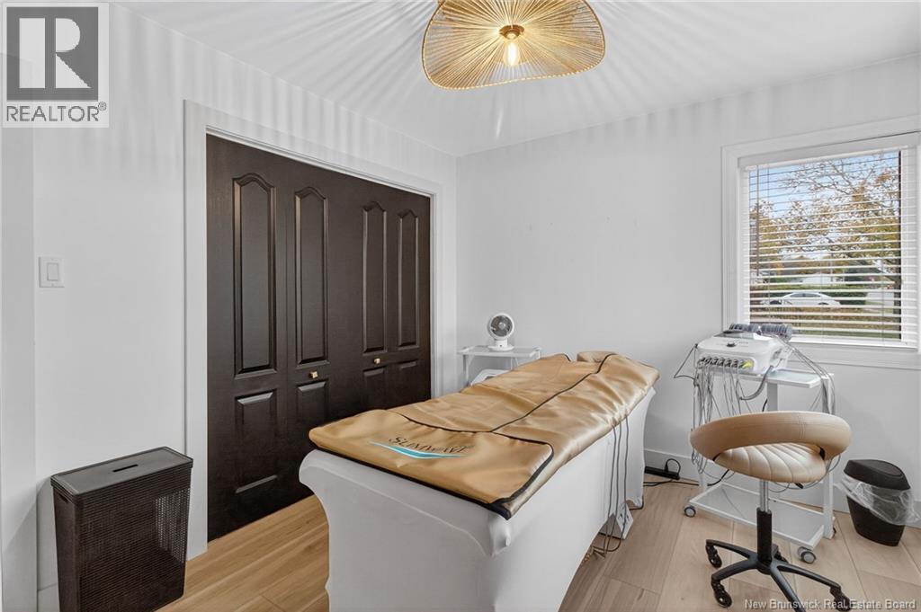 25 Lynwood, Moncton, New Brunswick  E1A 3Z6 - Photo 24 - NB129944