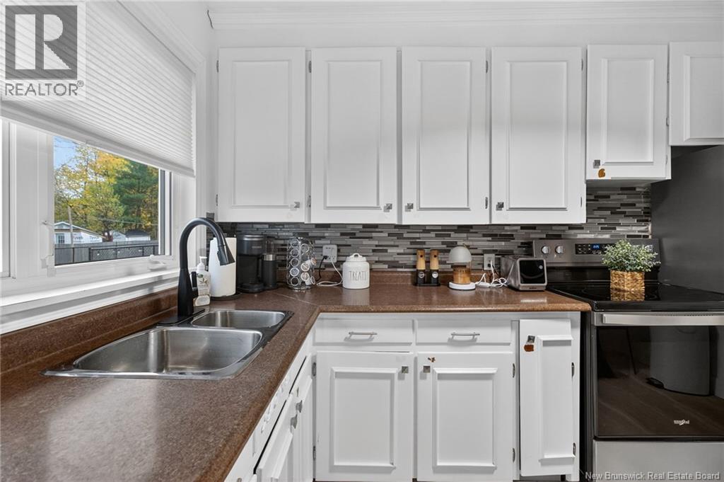 25 Lynwood, Moncton, New Brunswick  E1A 3Z6 - Photo 33 - NB129944
