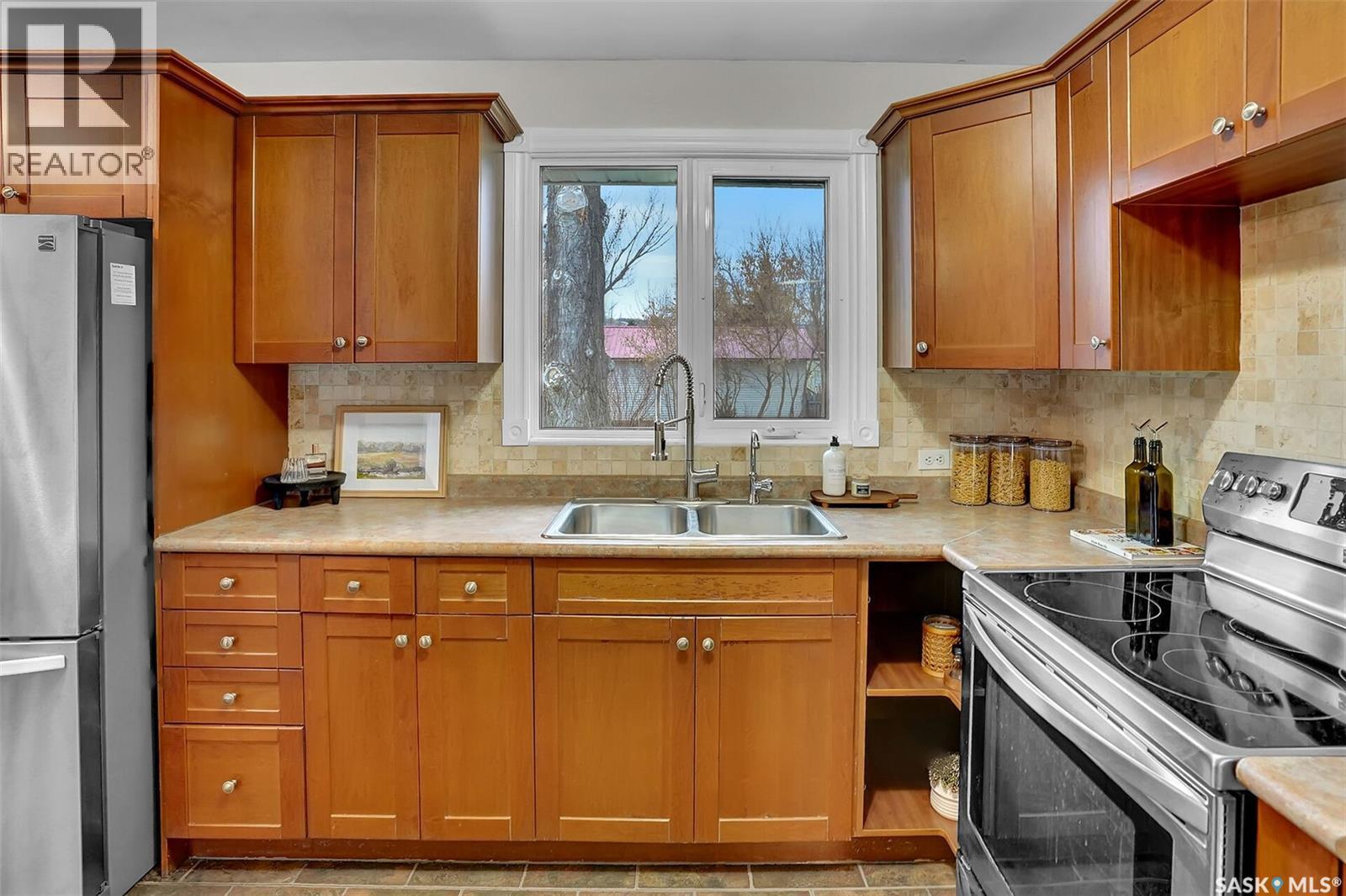 185 2nd Avenue, Lumsden, Saskatchewan  S0G 3C0 - Photo 17 - SK023771