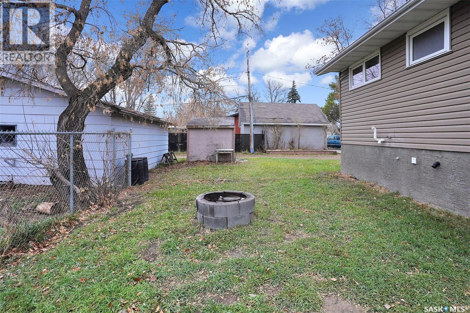 185 2nd Avenue, Lumsden, Saskatchewan  S0G 3C0 - Photo 46 - SK023771