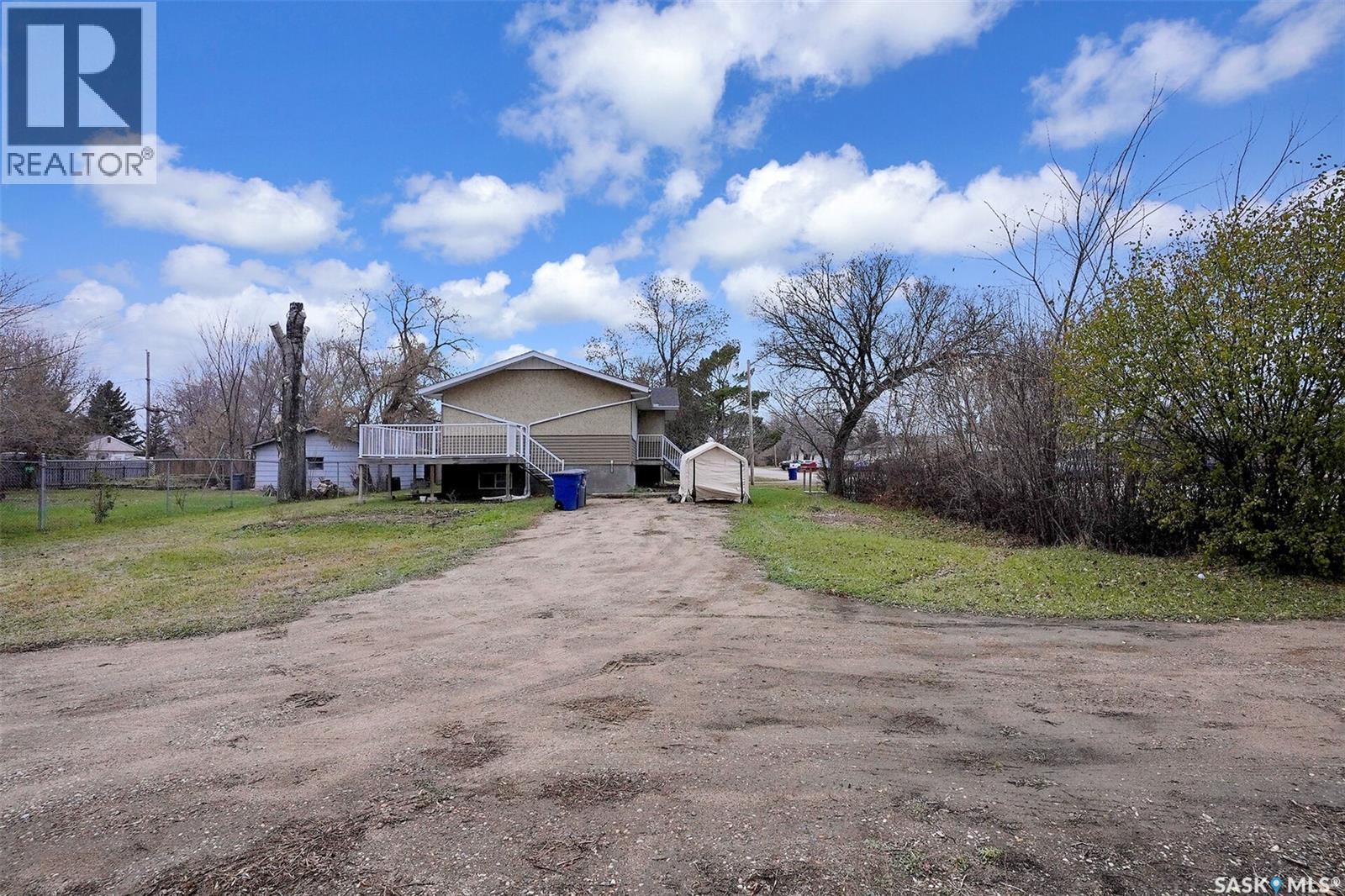 185 2nd Avenue, Lumsden, Saskatchewan  S0G 3C0 - Photo 48 - SK023771