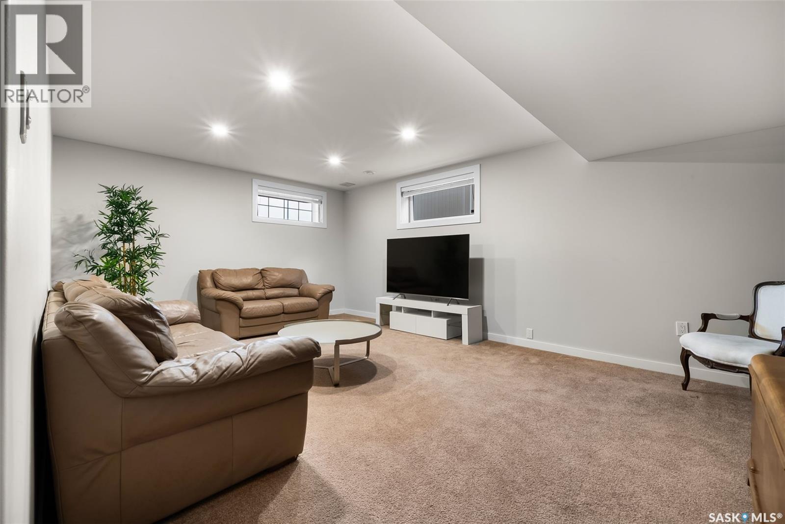 3910 Deutsch Drive E, Regina, Saskatchewan  S4N 7P5 - Photo 20 - SK023770