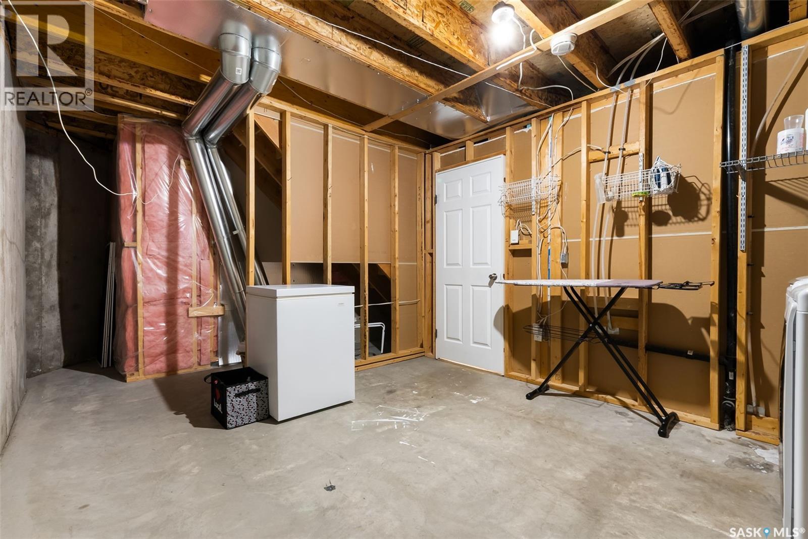 3910 Deutsch Drive E, Regina, Saskatchewan  S4N 7P5 - Photo 27 - SK023770