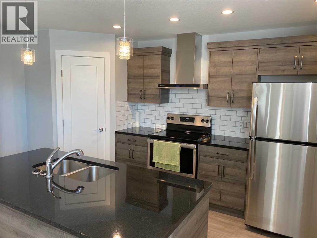 A & B, 25 & 29 Sage Bush Avenue, Taber, Alberta  T1G 0E8 - Photo 4 - A2264292