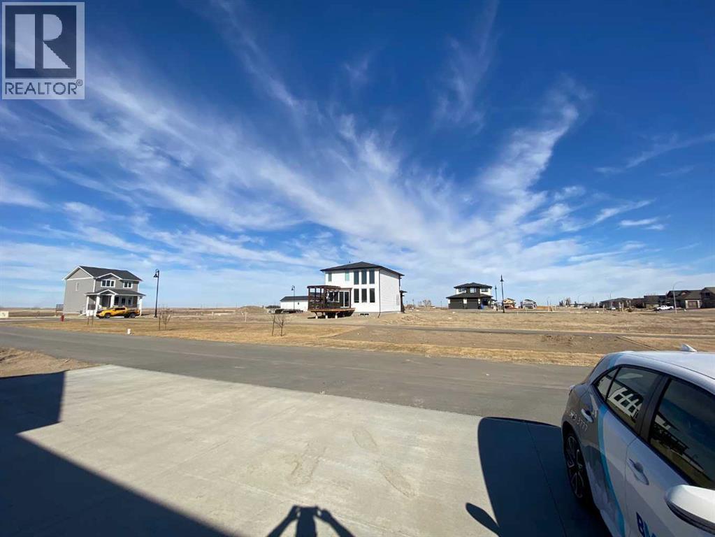 A & B, 25 & 29 Sage Bush Avenue, Taber, Alberta  T1G 0E8 - Photo 20 - A2264292