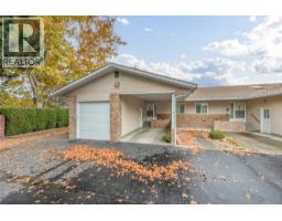 1209 Brookside Avenue Unit# 10, kelowna, British Columbia