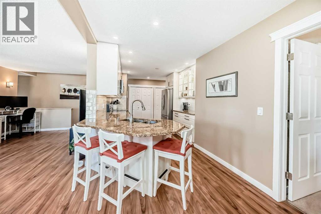 704, 39 Hidden Creek Place Nw, Calgary, Alberta  T3A 6B9 - Photo 17 - A2260445