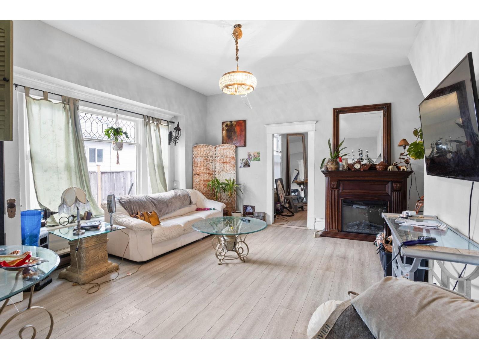 34595 2 Avenue, Abbotsford, British Columbia  V2S 8B7 - Photo 8 - R3065803