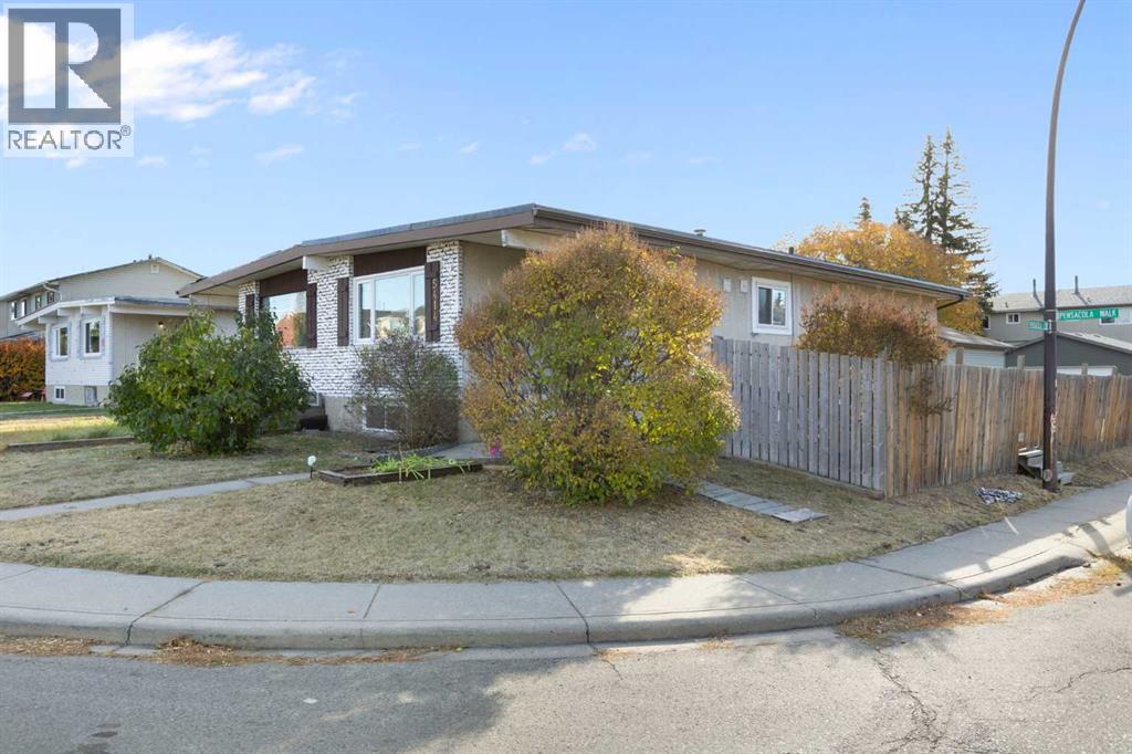 5414 Pensacola Crescent Se, Calgary, Alberta  T2A 2G6 - Photo 12 - A2266408