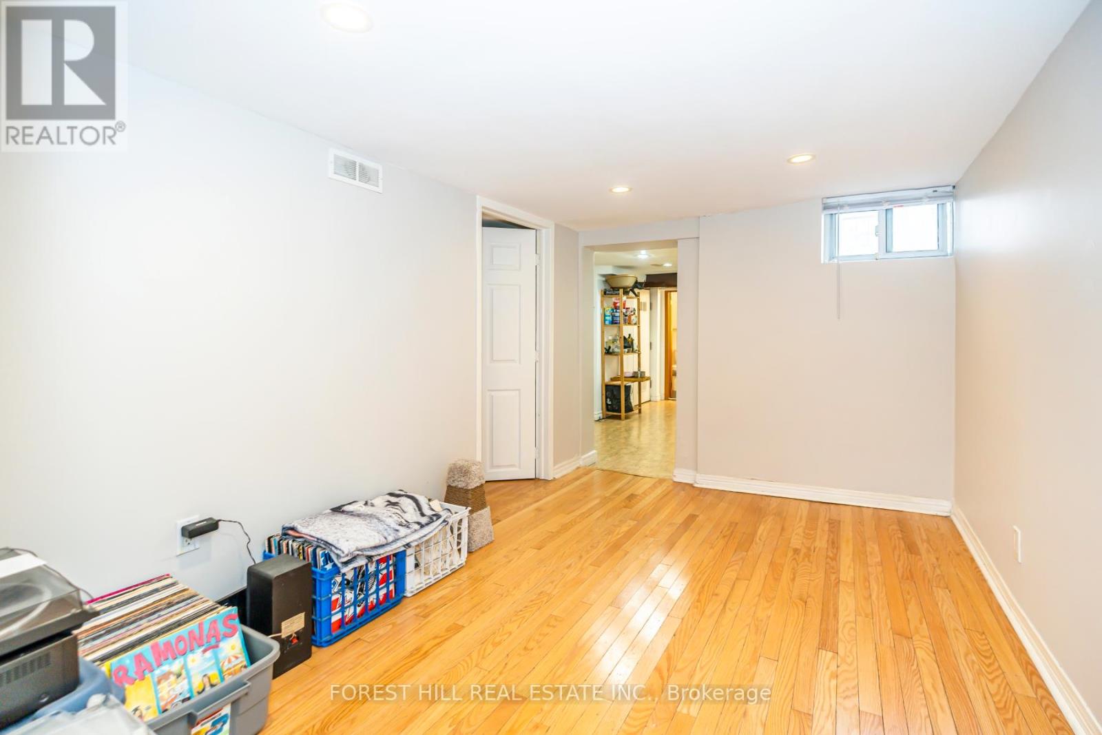 338 Euclid Avenue, Toronto, Ontario  M6J 2K2 - Photo 3 - C12529078