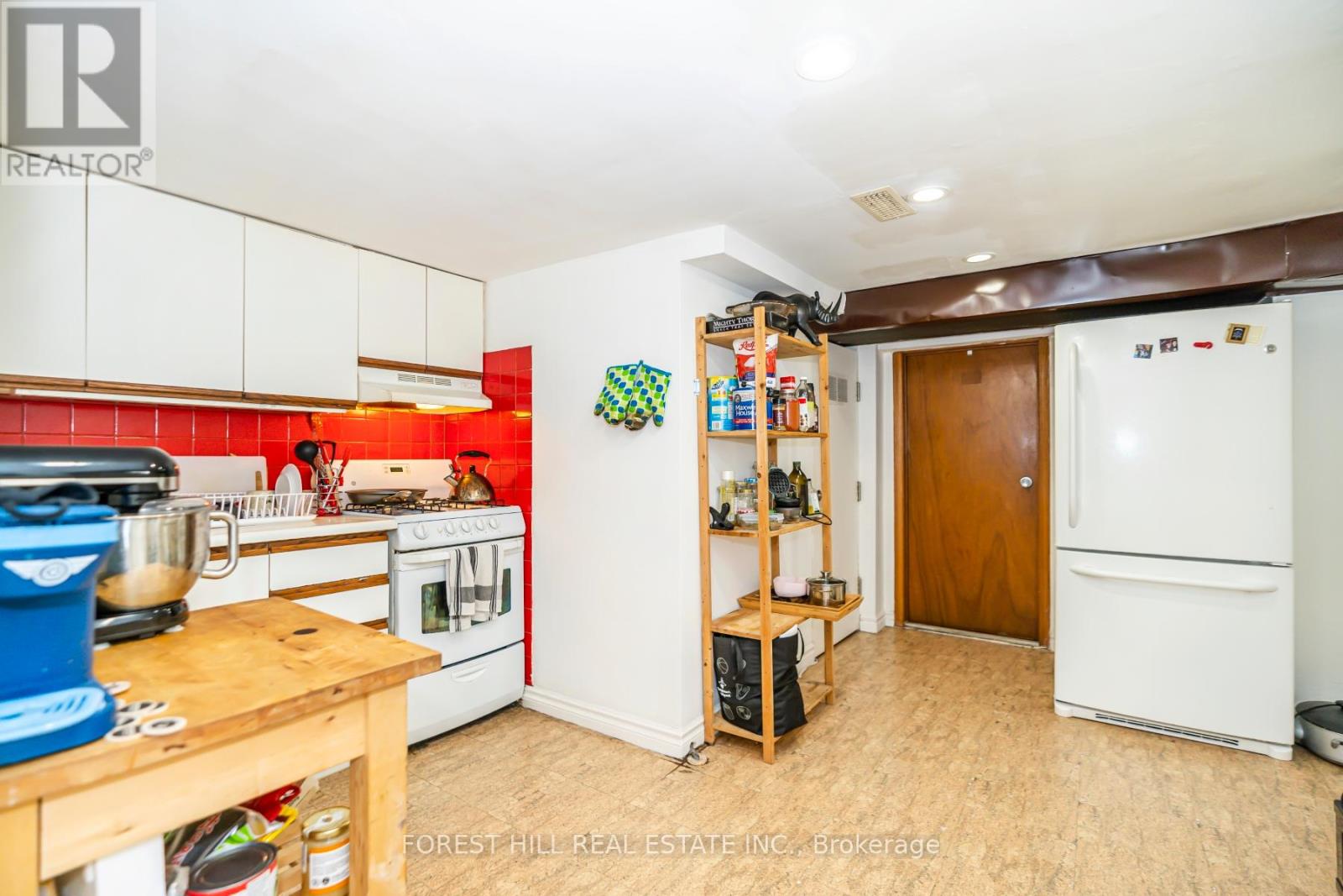 338 Euclid Avenue, Toronto, Ontario  M6J 2K2 - Photo 5 - C12529078