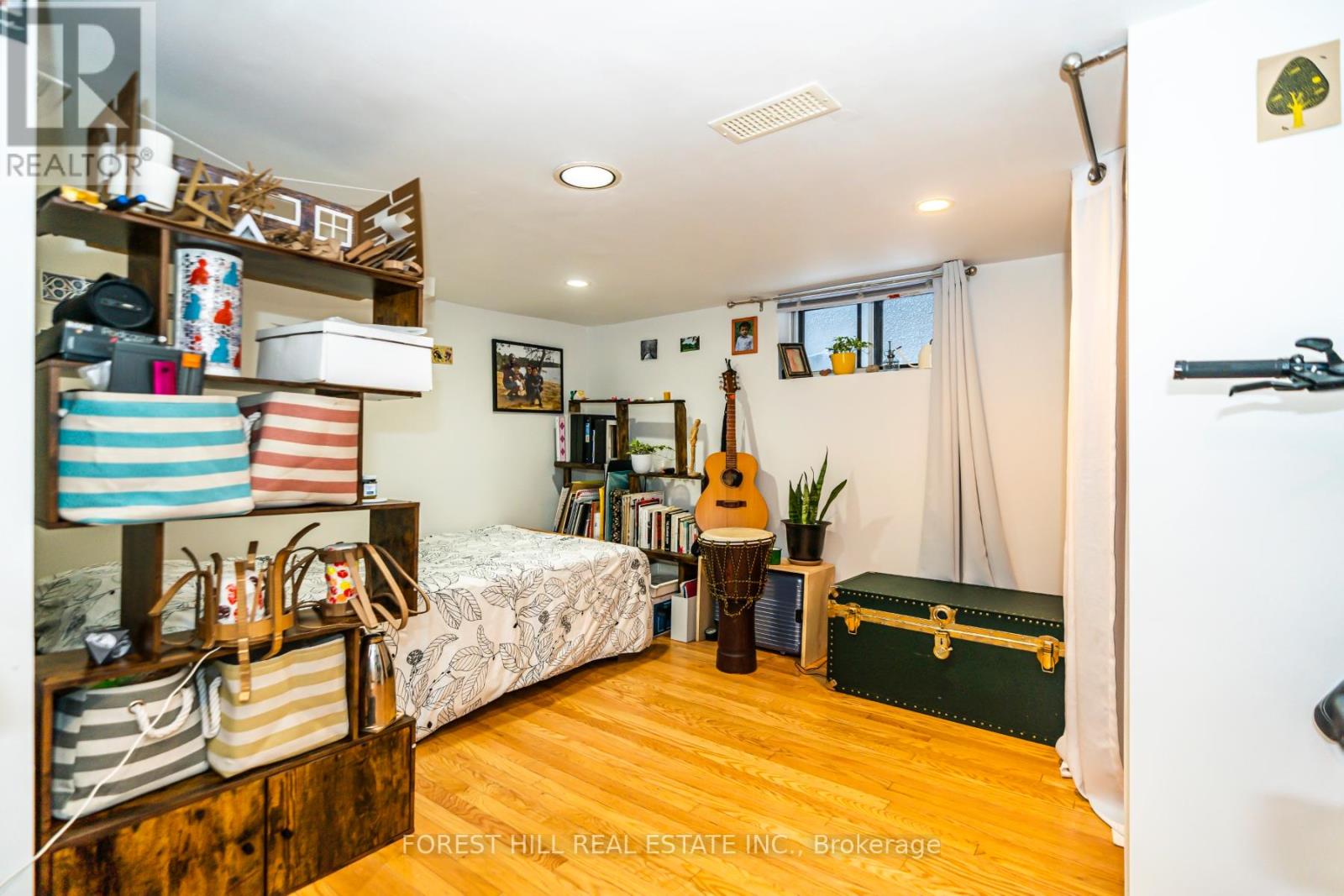 338 Euclid Avenue, Toronto, Ontario  M6J 2K2 - Photo 7 - C12529078