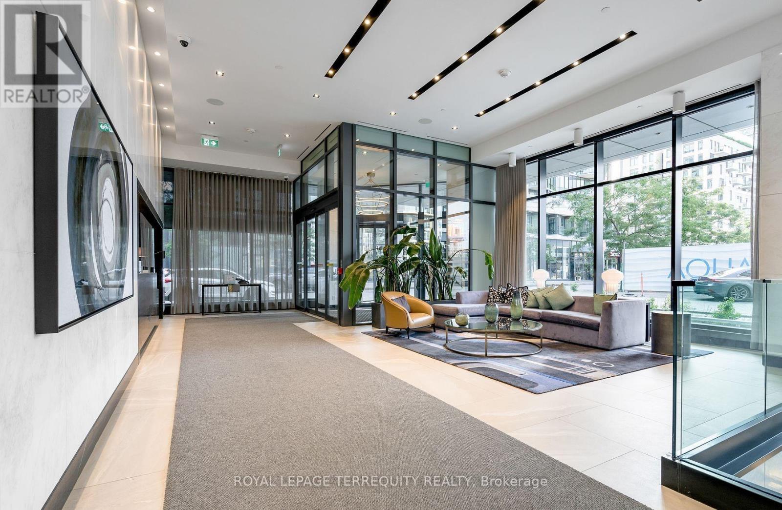 307 - 1 Edgewater Drive, Toronto, Ontario  M5A 0L1 - Photo 7 - C12529126