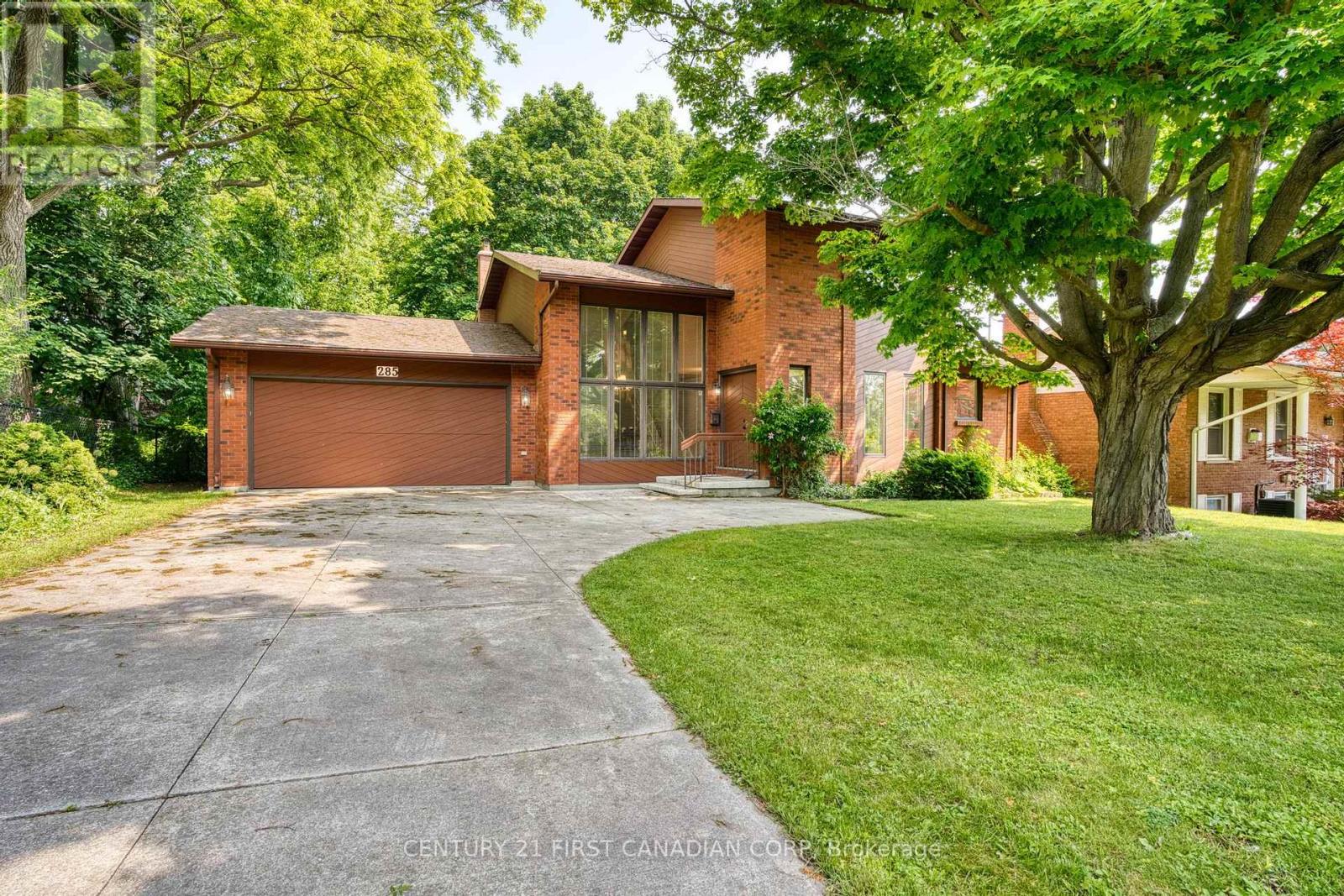 285 RIVERSIDE DRIVE, London North, Ontario