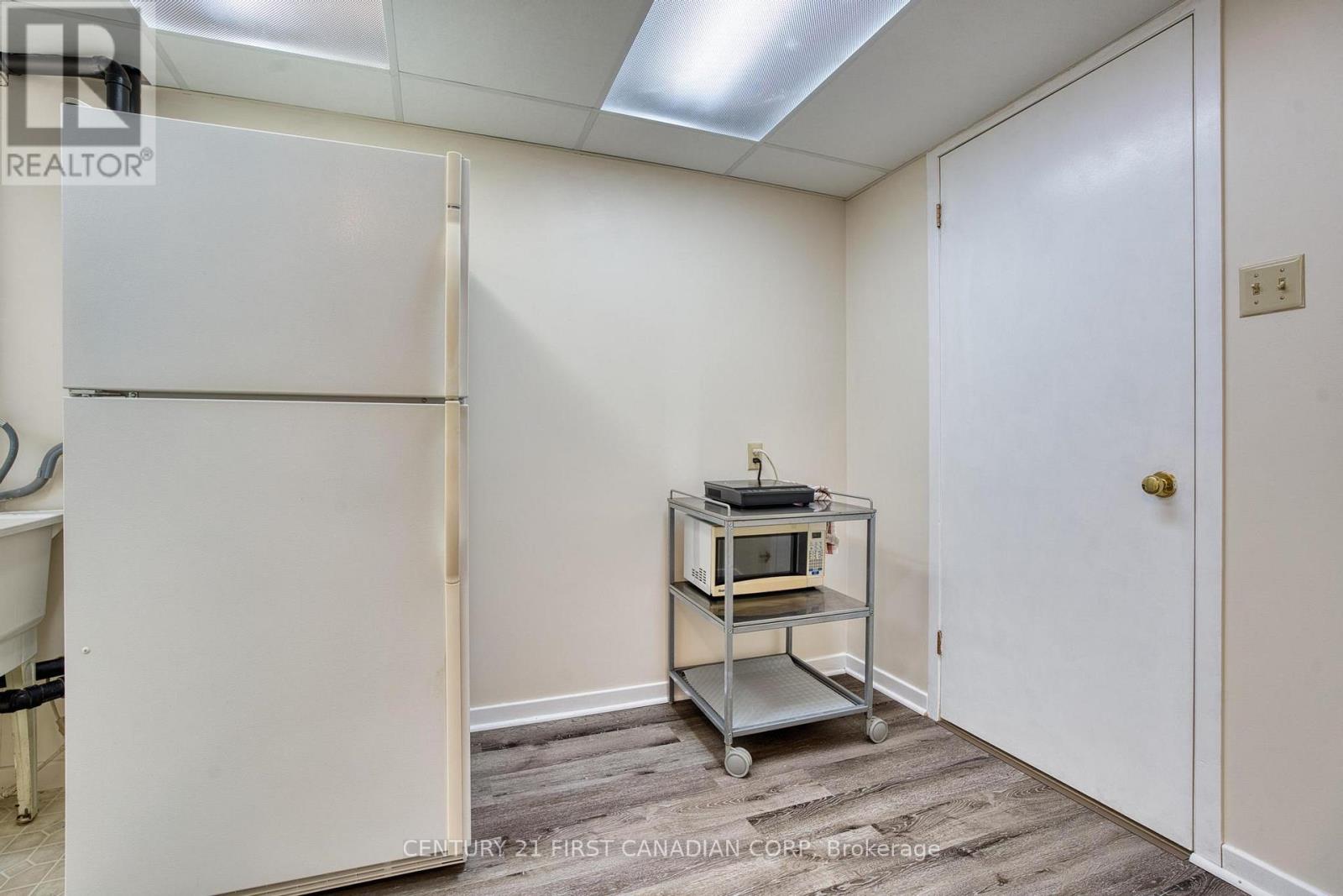 285 Riverside Drive, London North, Ontario  N6H 1G1 - Photo 30 - X12529194